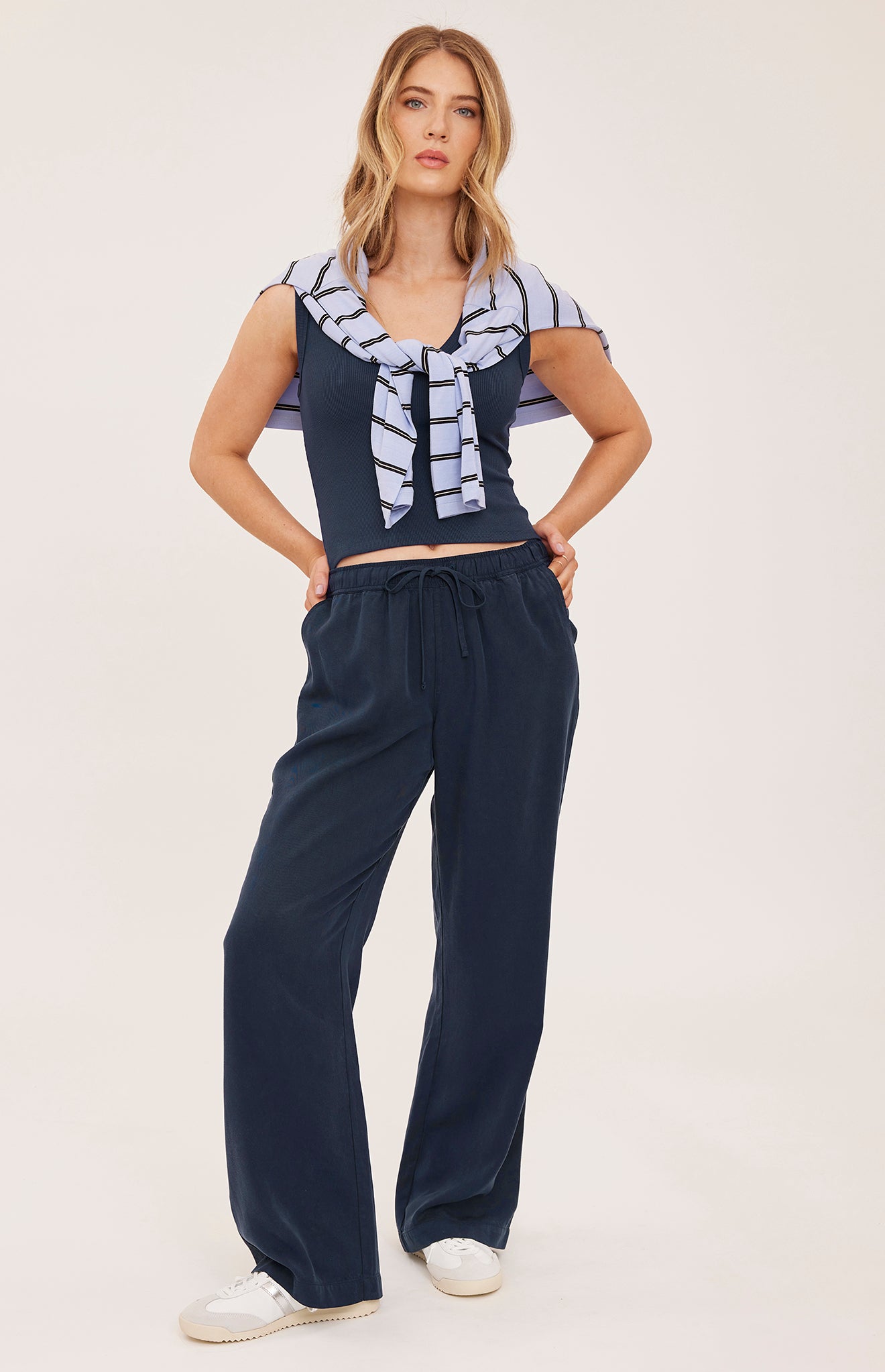 wide leg navy drawstring pants