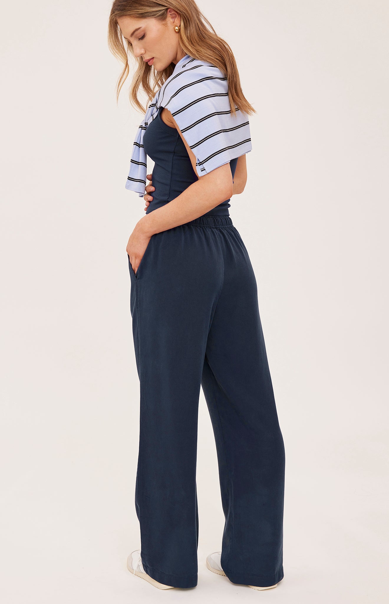 wide leg navy drawstring pants