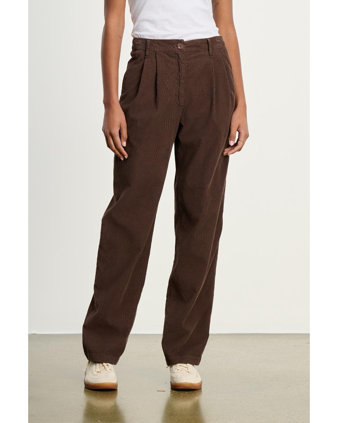 brown corduroy pant