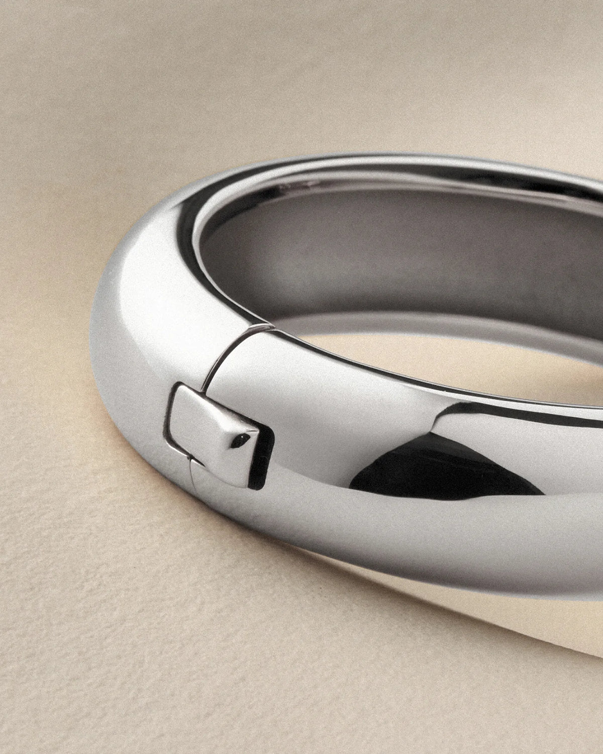 gemma-bangle-silver-1