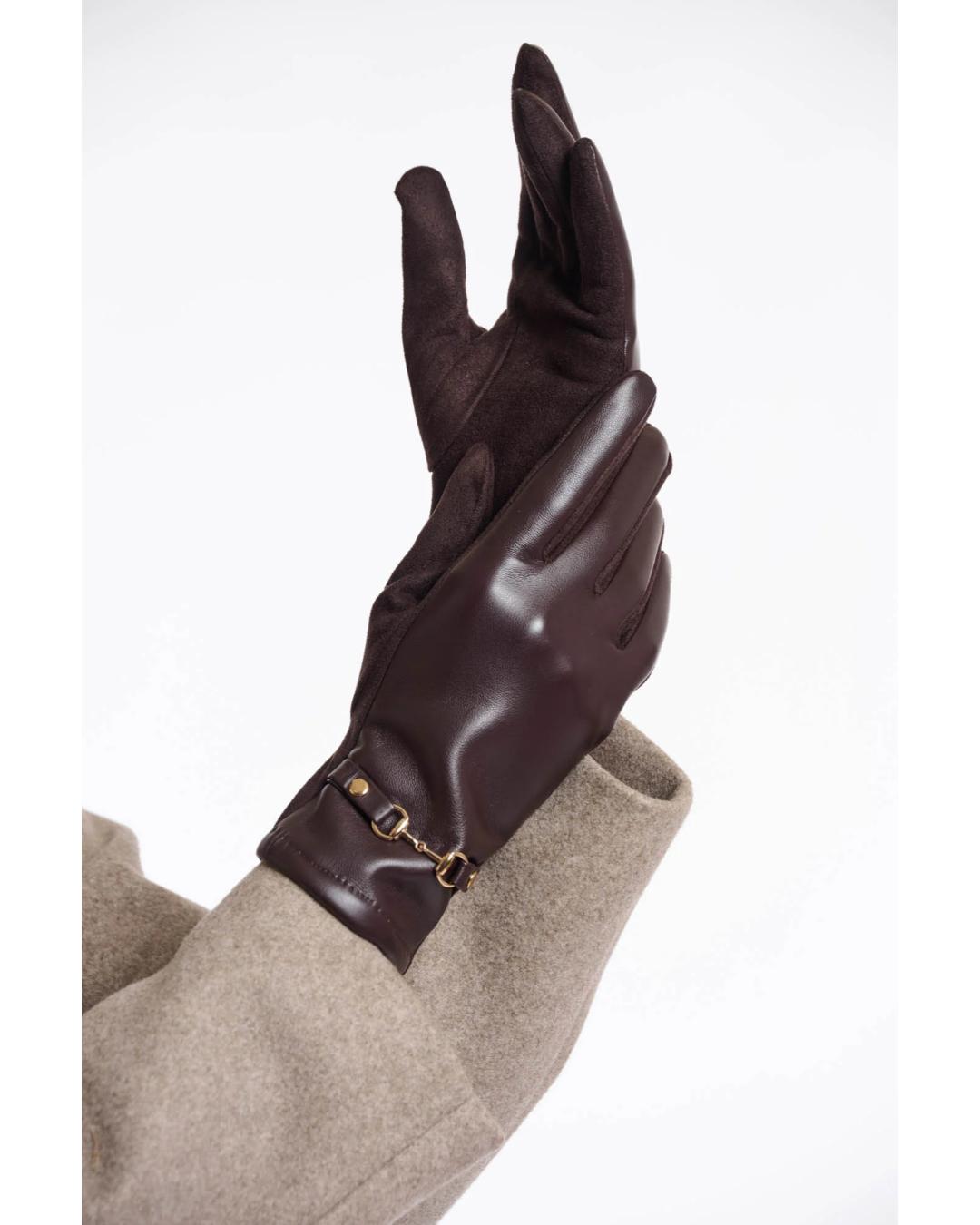 faux leather gloves in brown with a old buckle on wrist