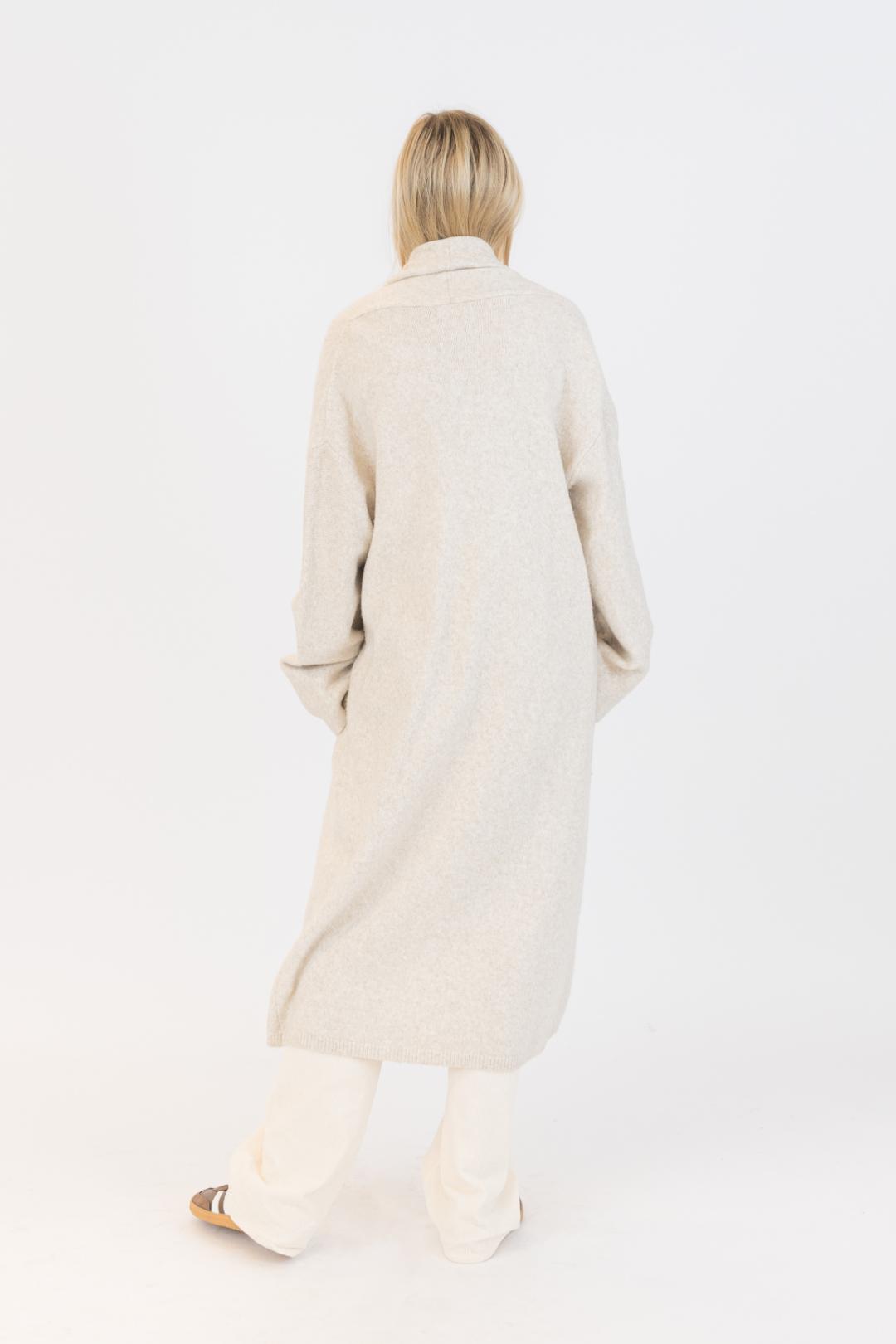 beige oversized knit cover coat