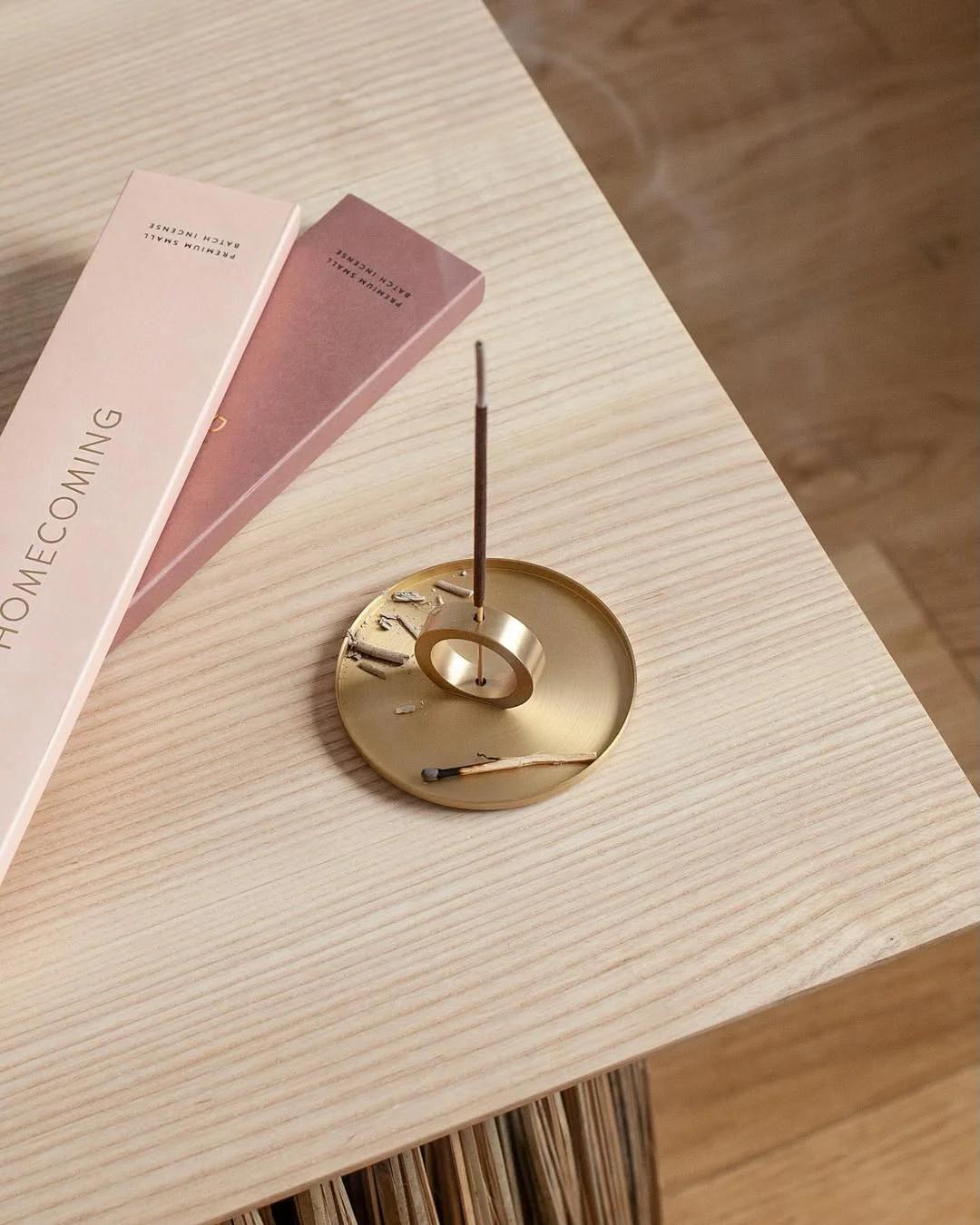 gold tray for incense 
