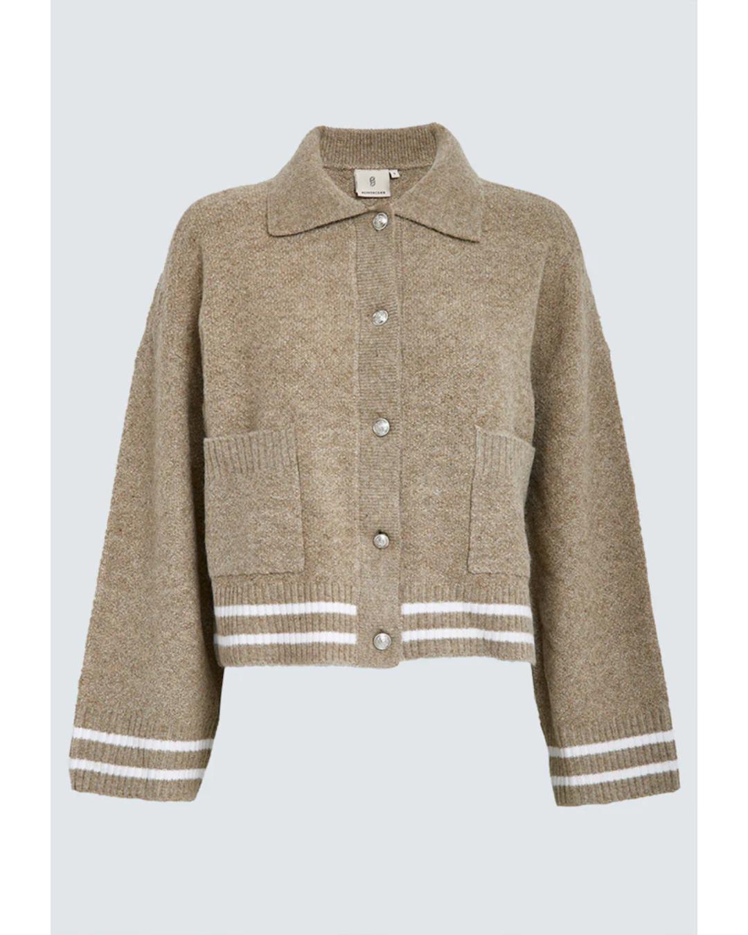 knit cardigan with a collar in brown