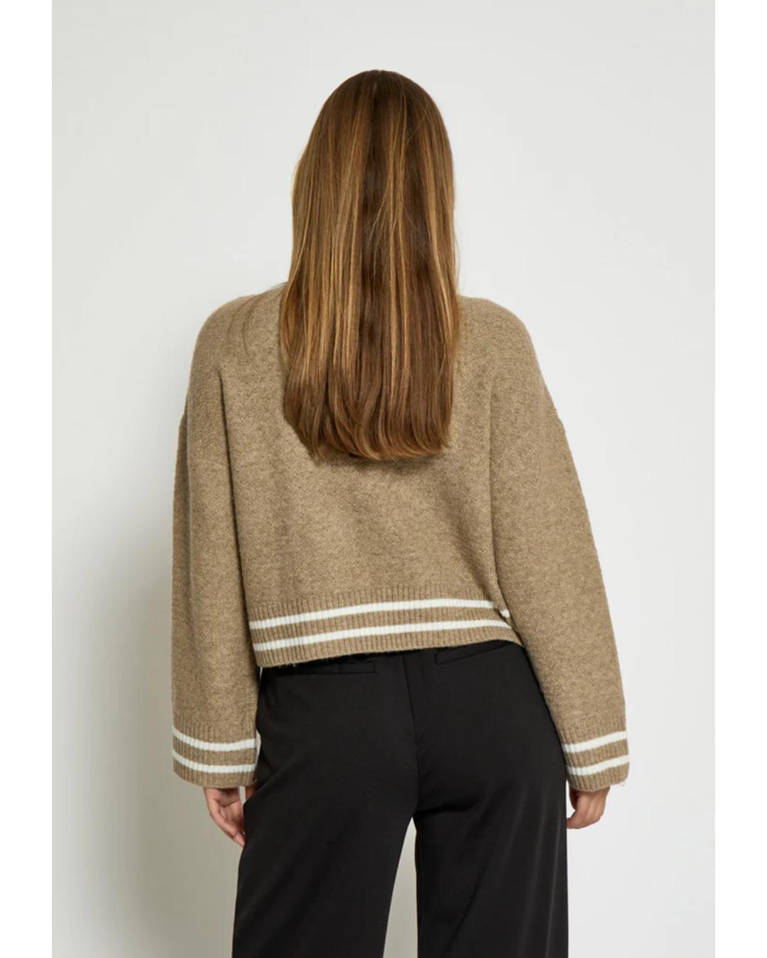 knit cardigan with a collar in brown