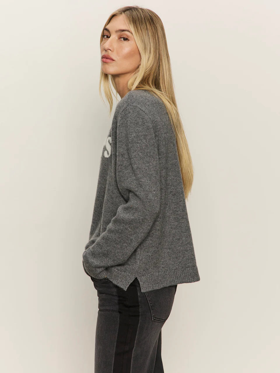 grey sweater with the text cheers