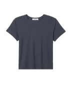 basic t-shirt in navy blue