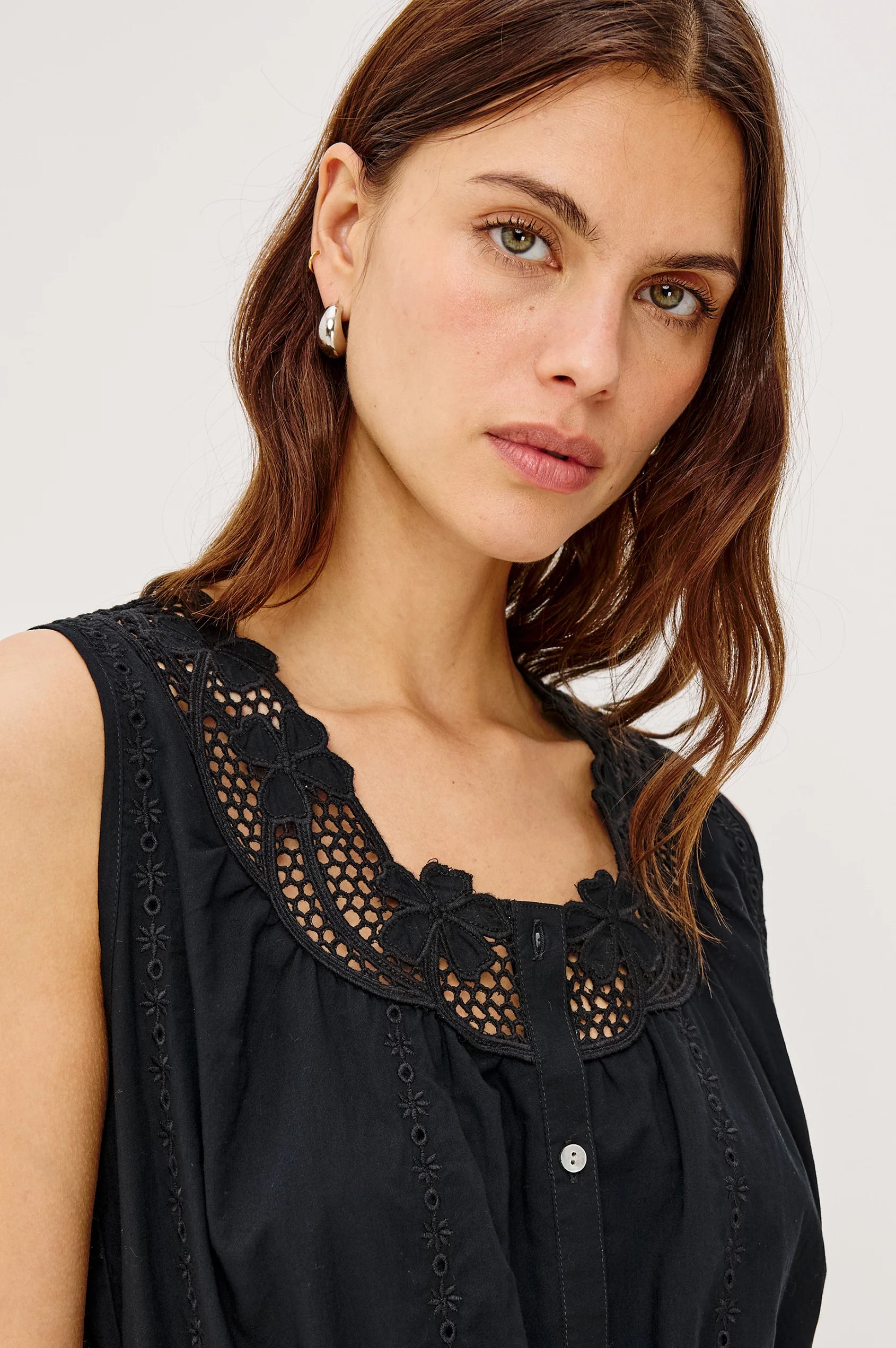 button brown sleeveless black midi dress