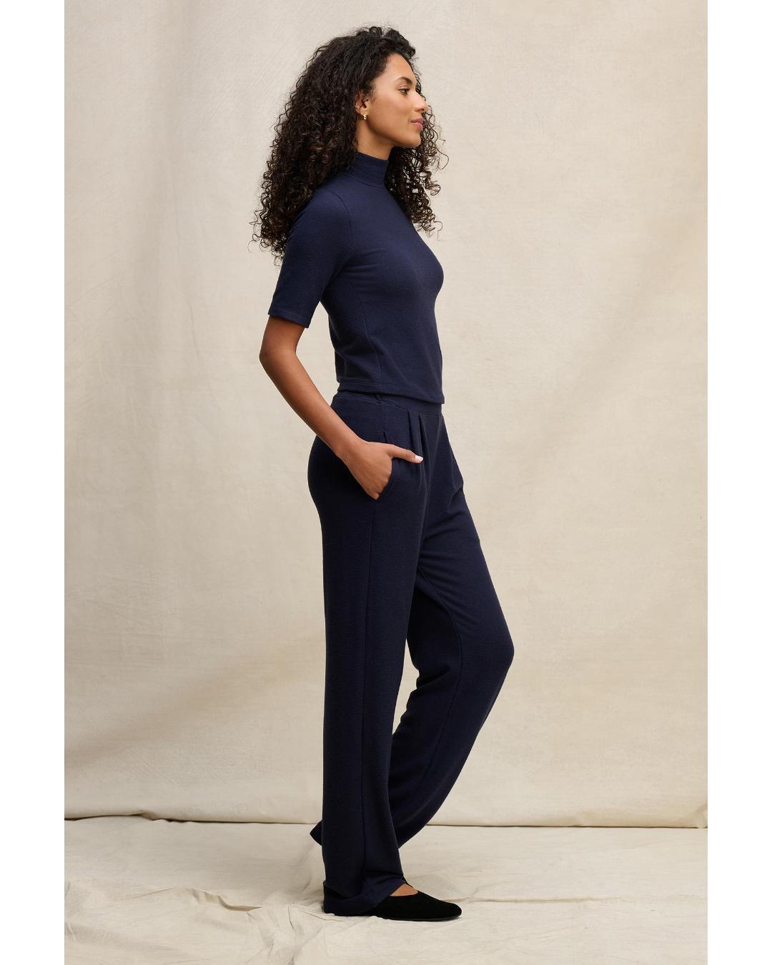 short sleeve top with turtleneck in navy