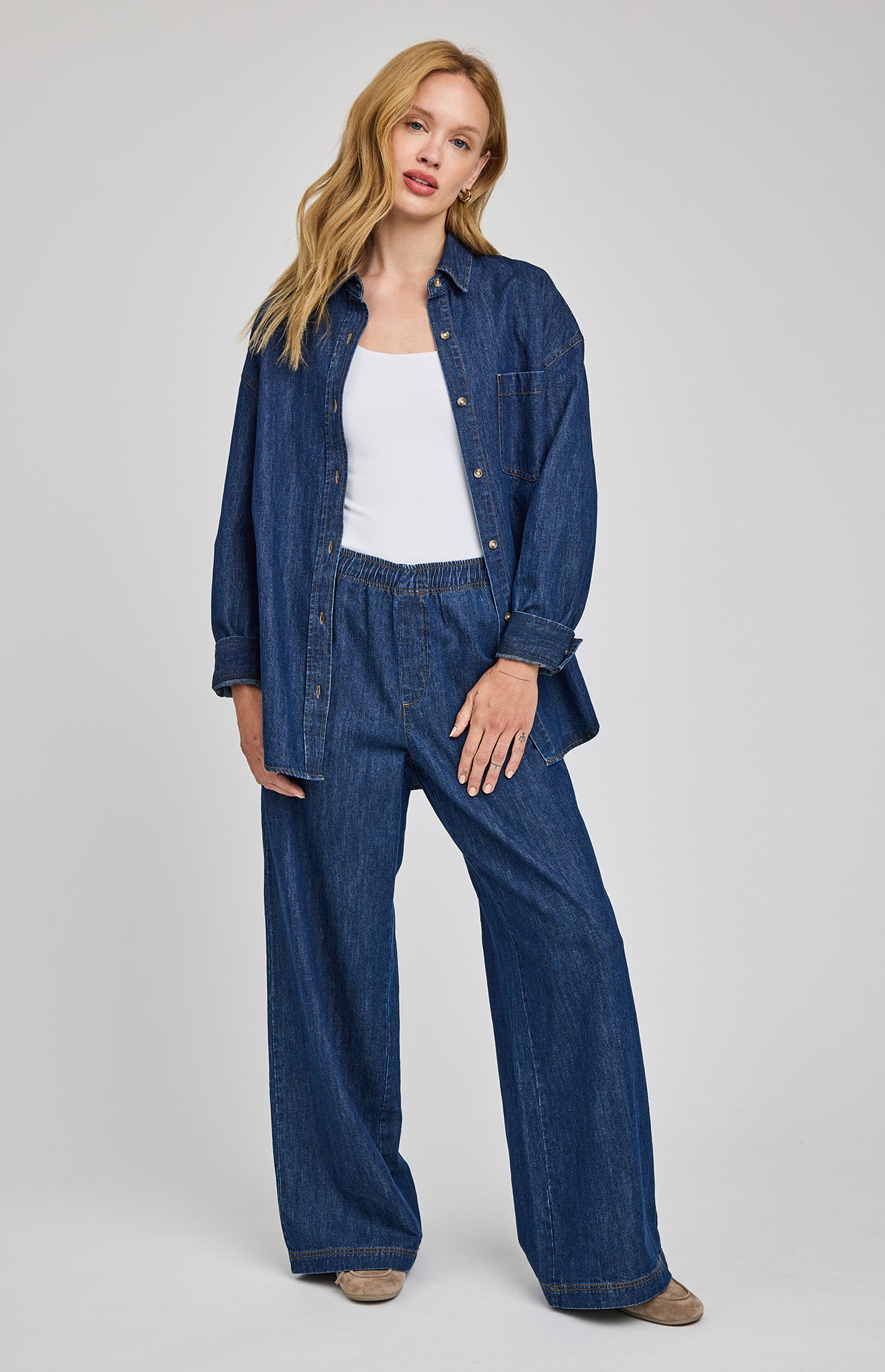 pull on denim pant in a dark wash