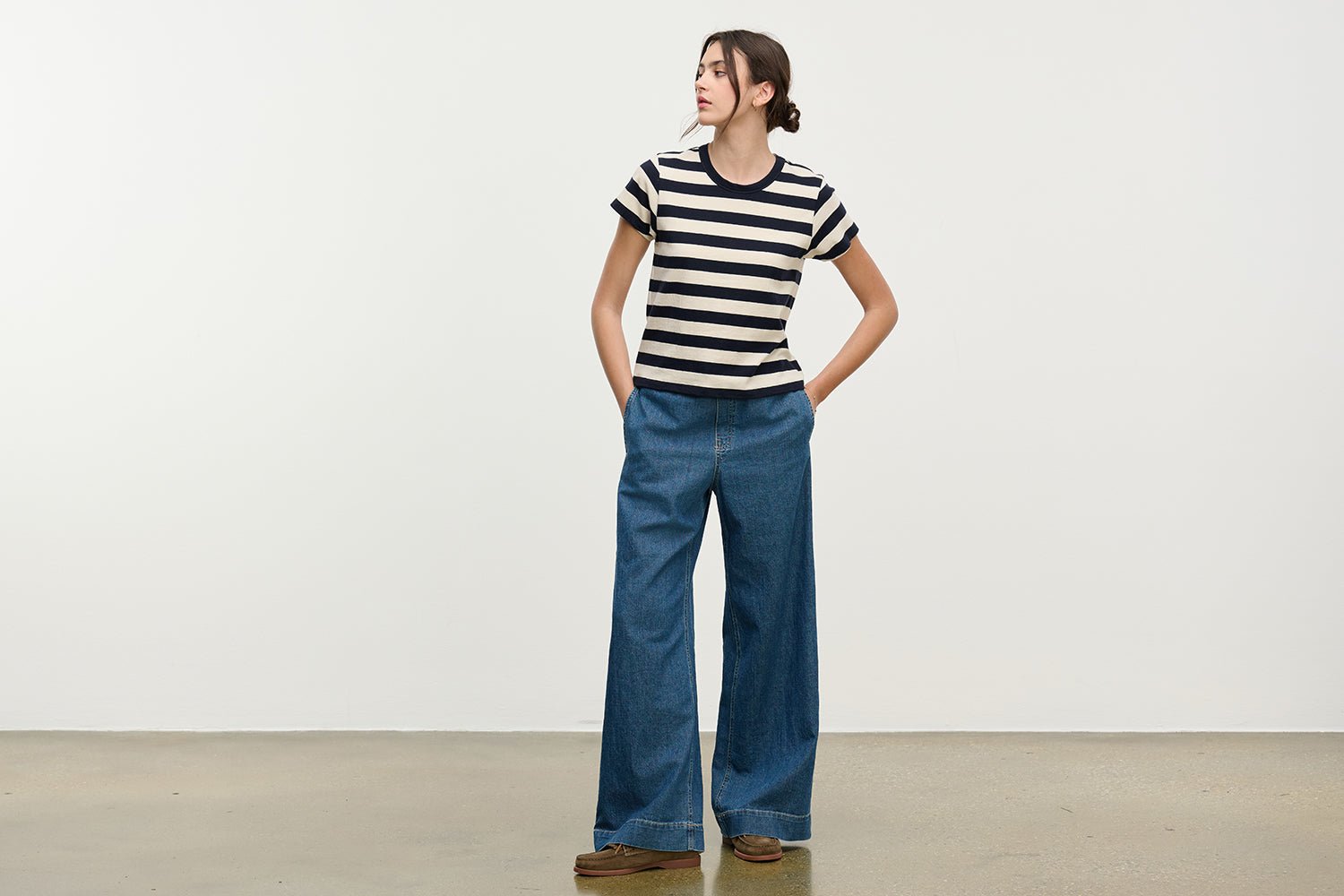 blue wide leg jeans with elastic waist