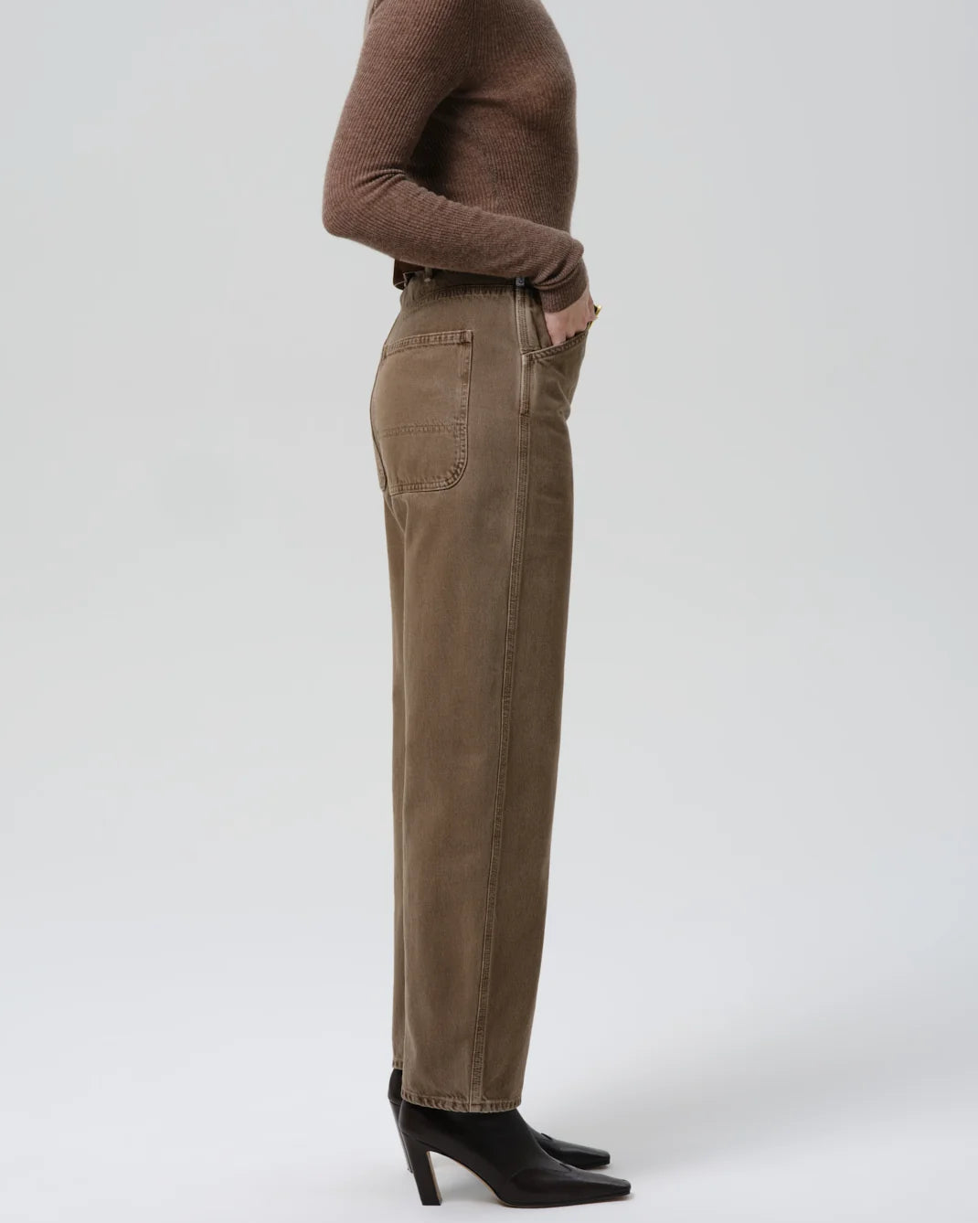 brown curve leg denim pant