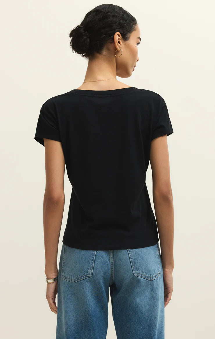 basic v-neck tee in black