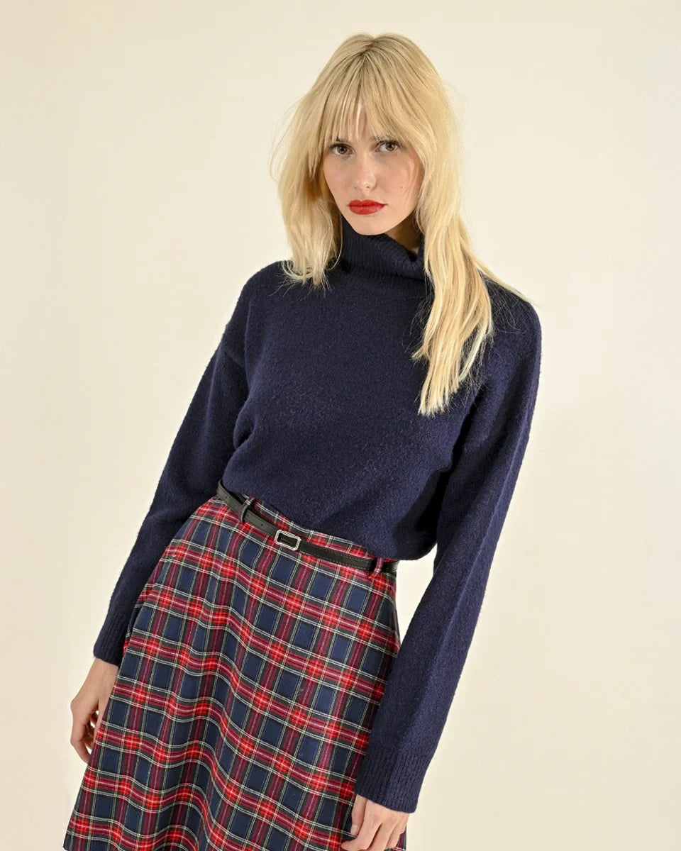 Molly Bracken Chunky Turtleneck Sweater in Navy Blue