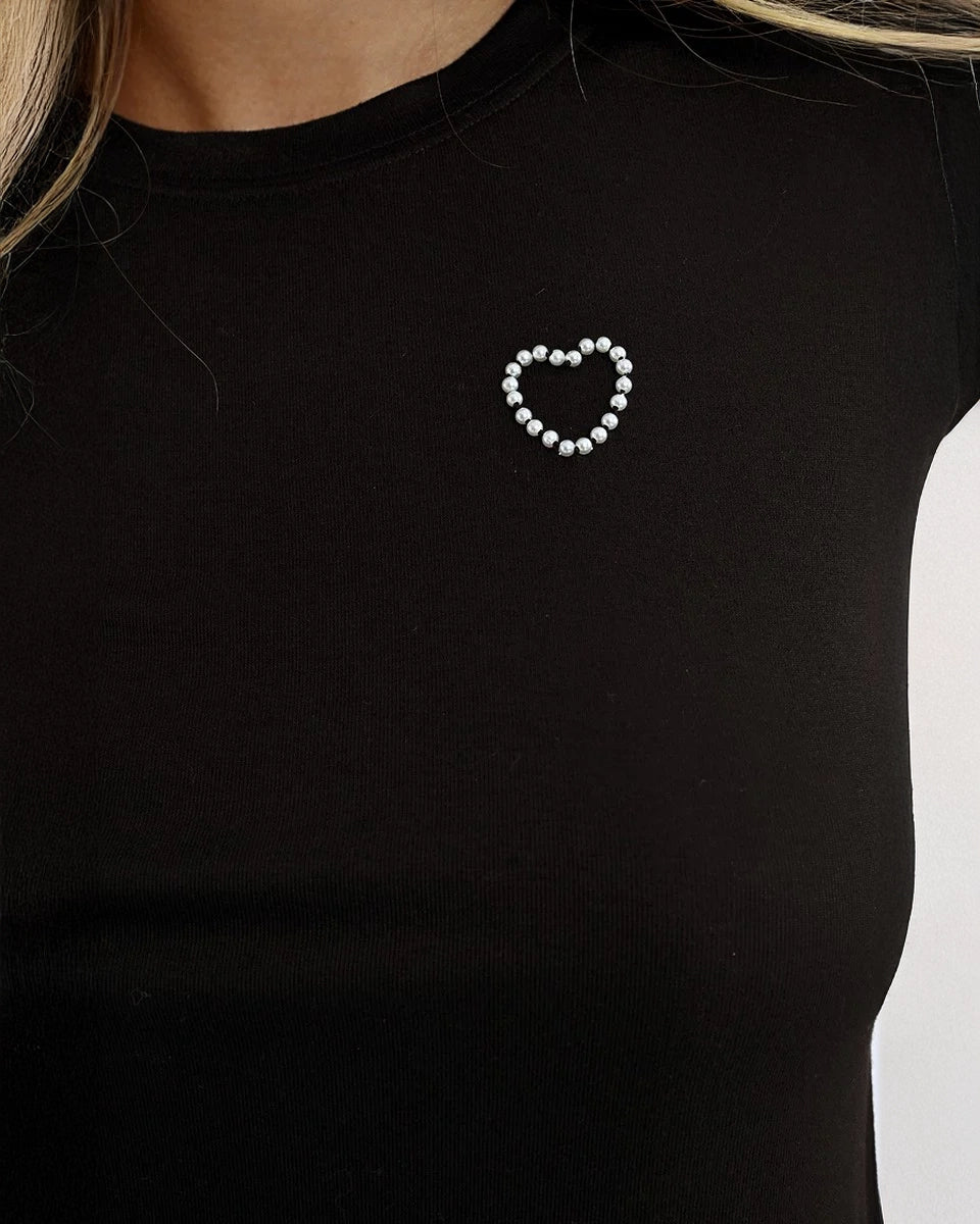 Molly Bracken T-Shirt wit Beaded Heart in Black