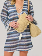 small straw zip pouch