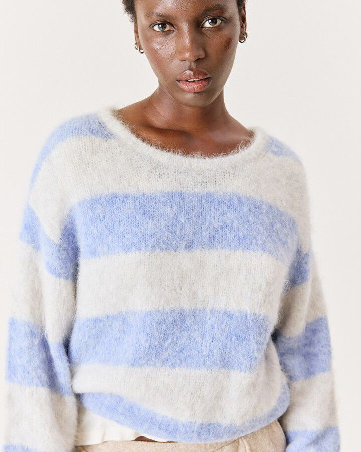 crop stripe sweater in grey and blue