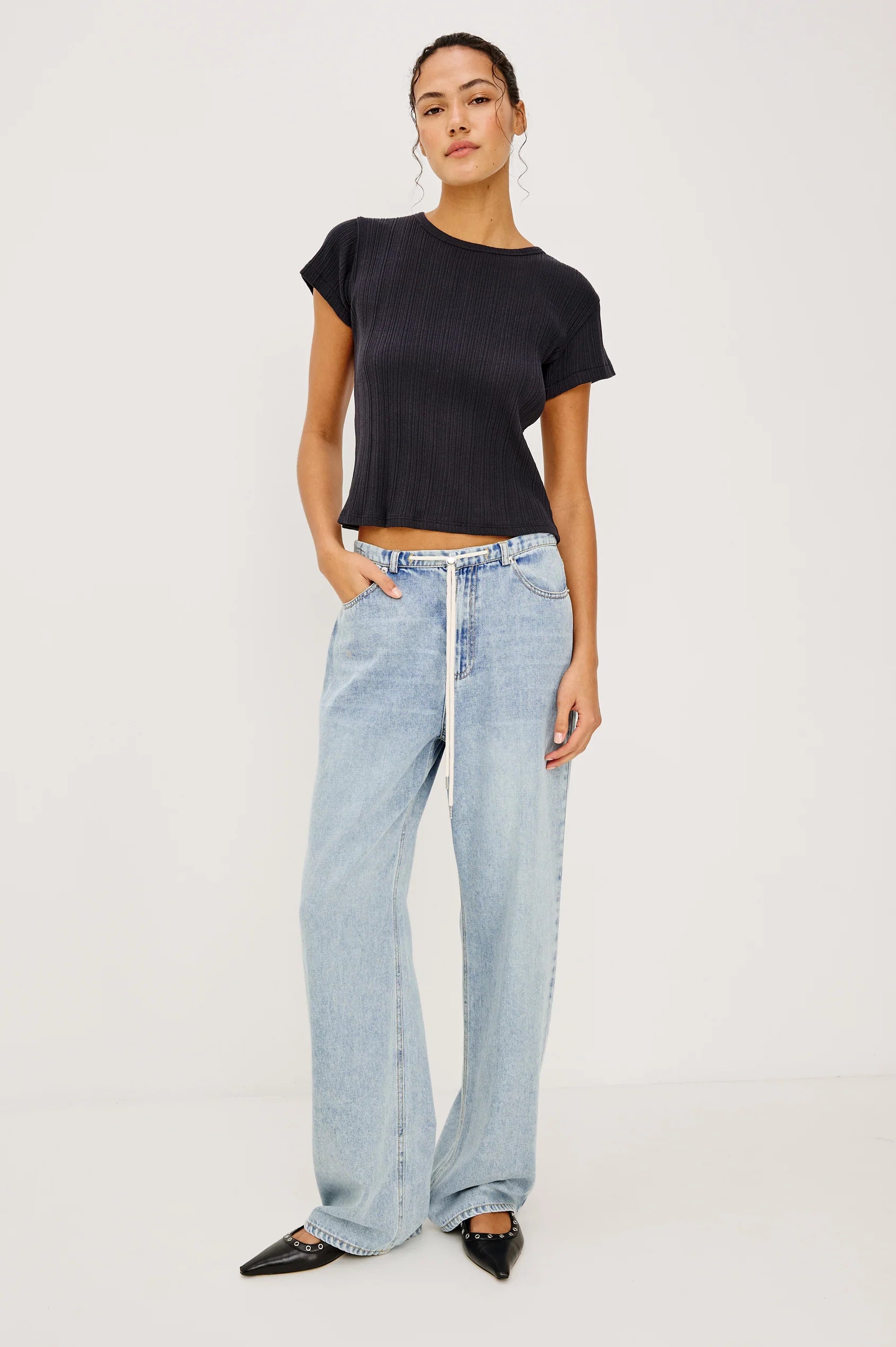 wide leg jean with a white drawstring