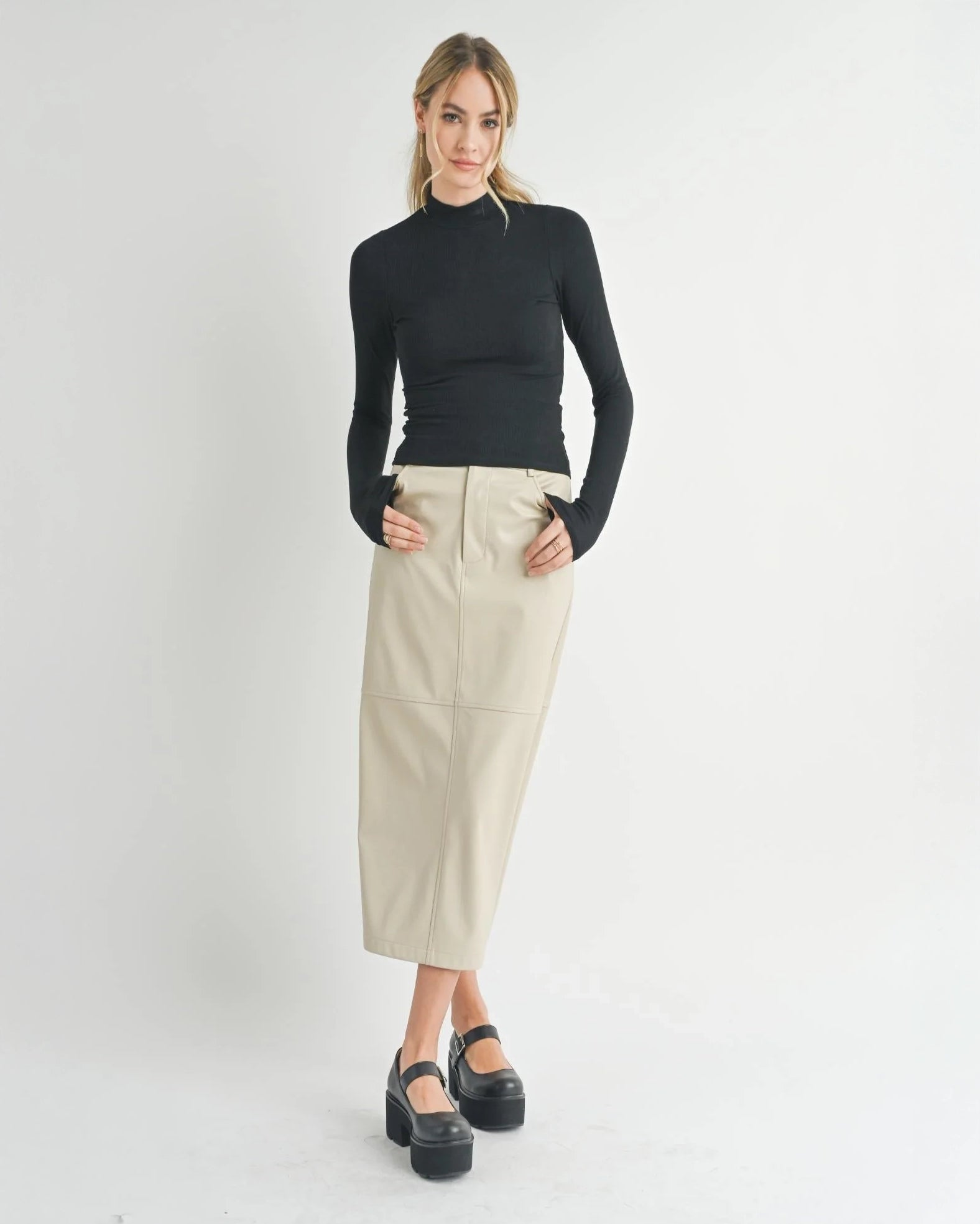 Sadie and Sage Ronan Knit Turtleneck Top in black