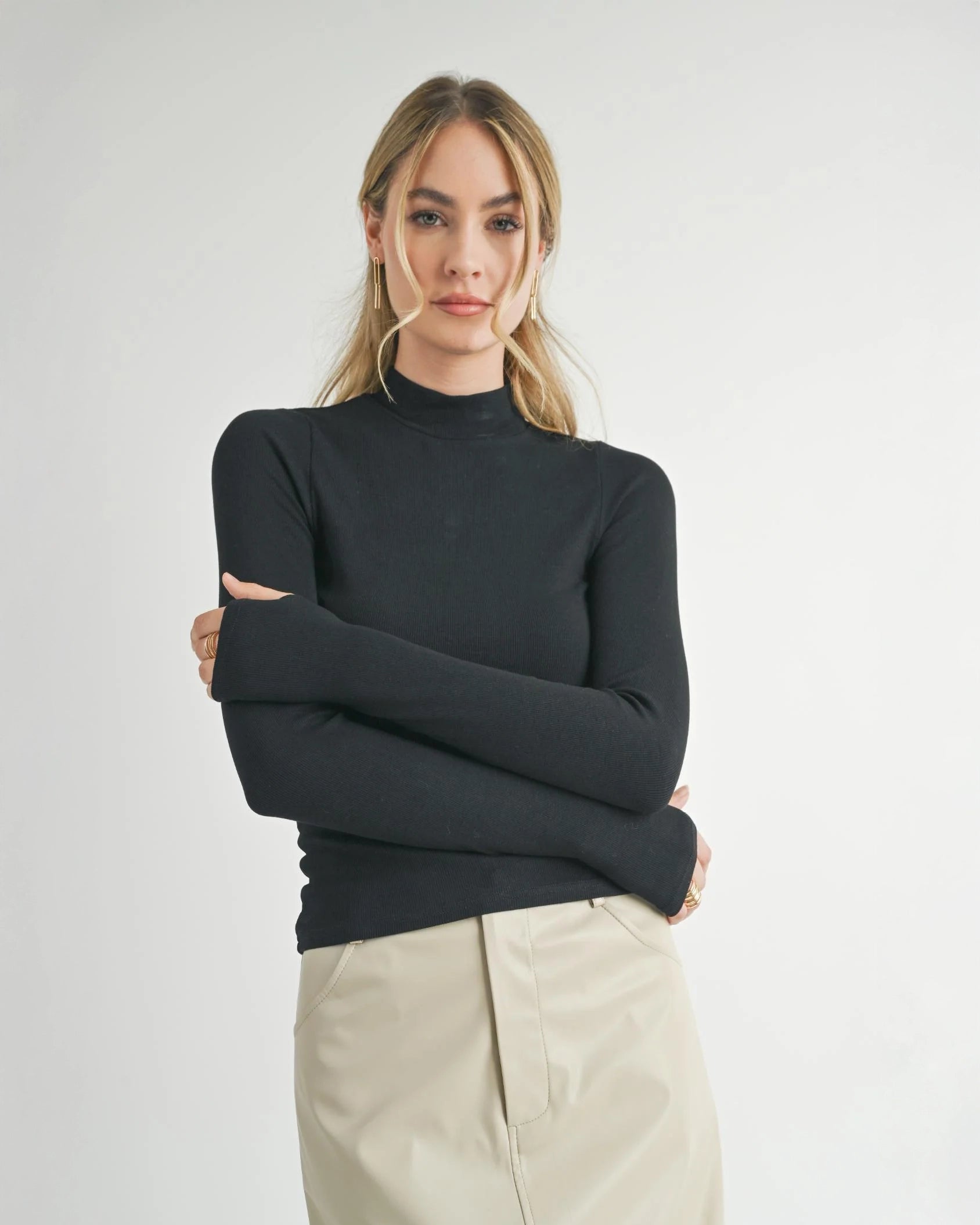 Sadie and Sage Ronan Knit Turtleneck Top in black