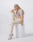 beige sweatpant