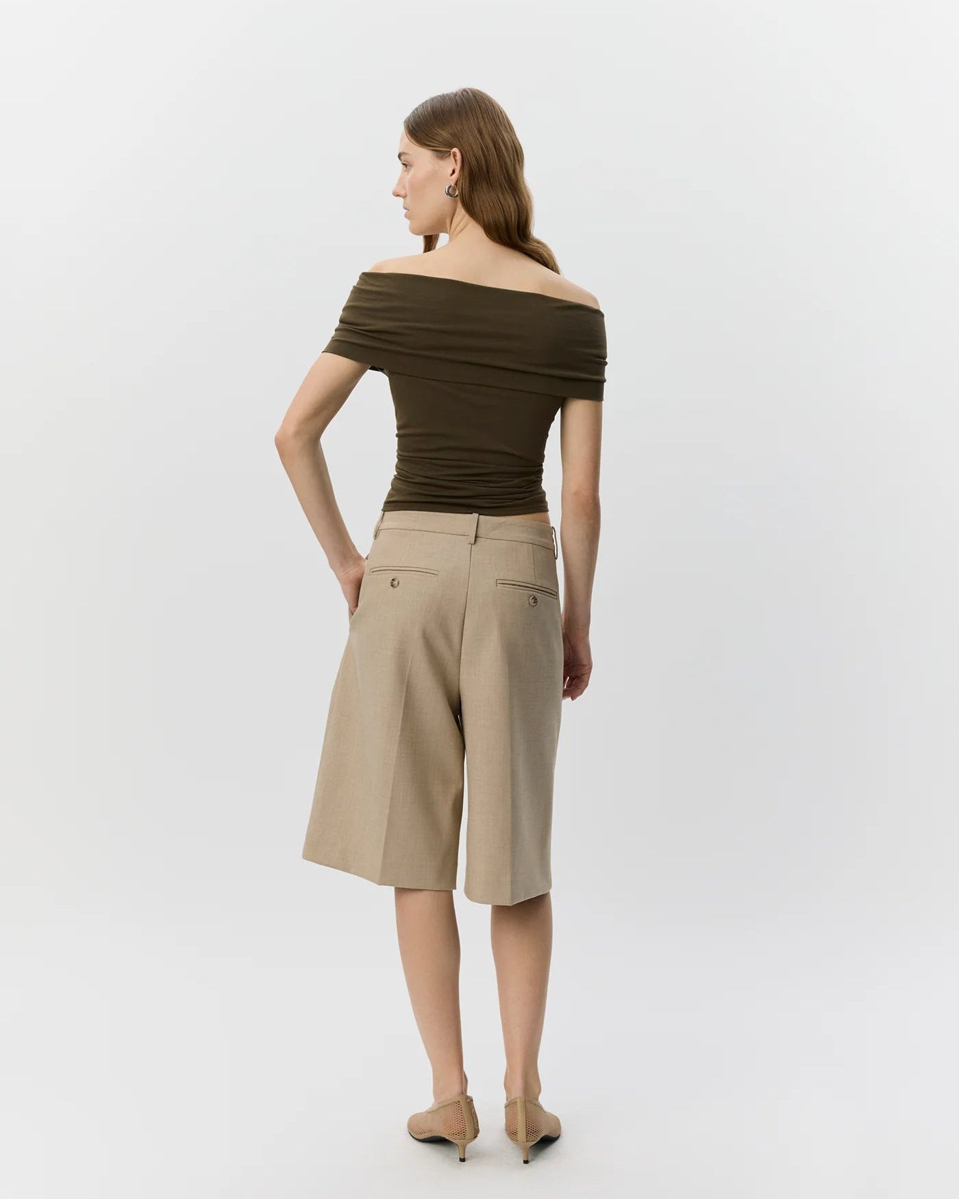 strapless off shoulder drop in brown with gold detail
