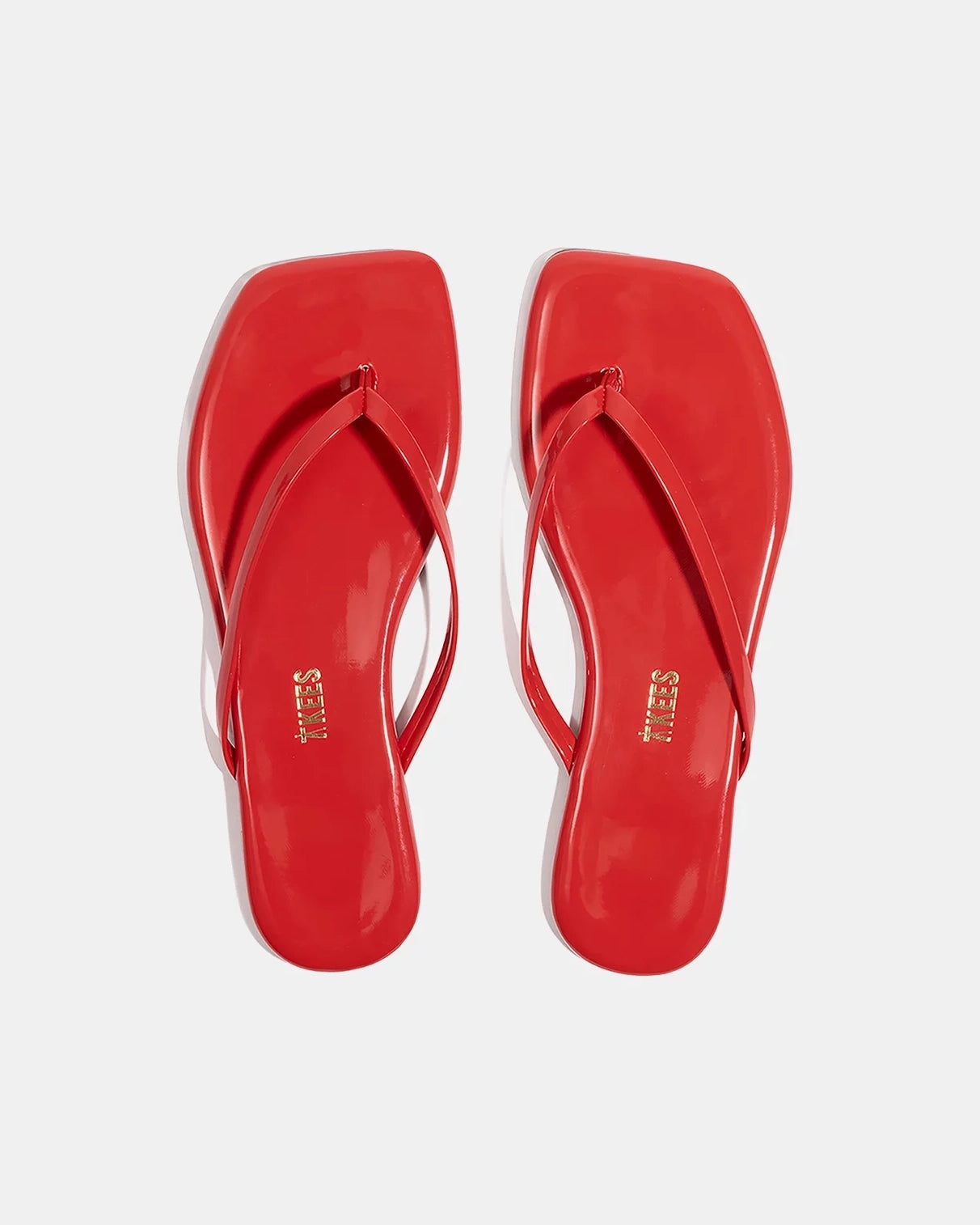 red square toe sandal