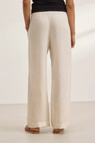 wide led linen pant in beige