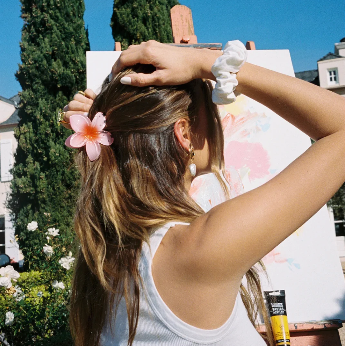 flower claw clip in pink and orange
