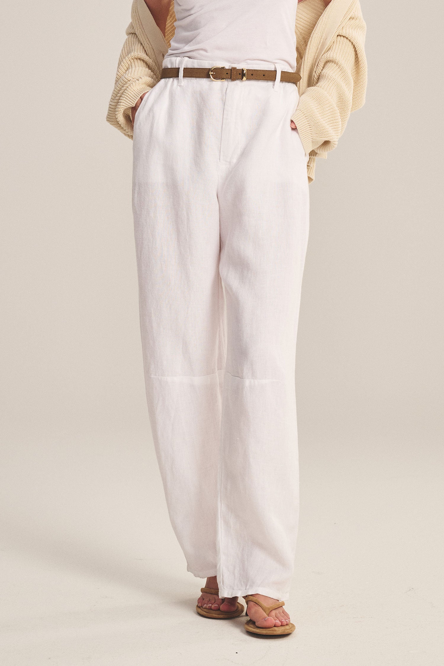 linen pant in white with curve leg