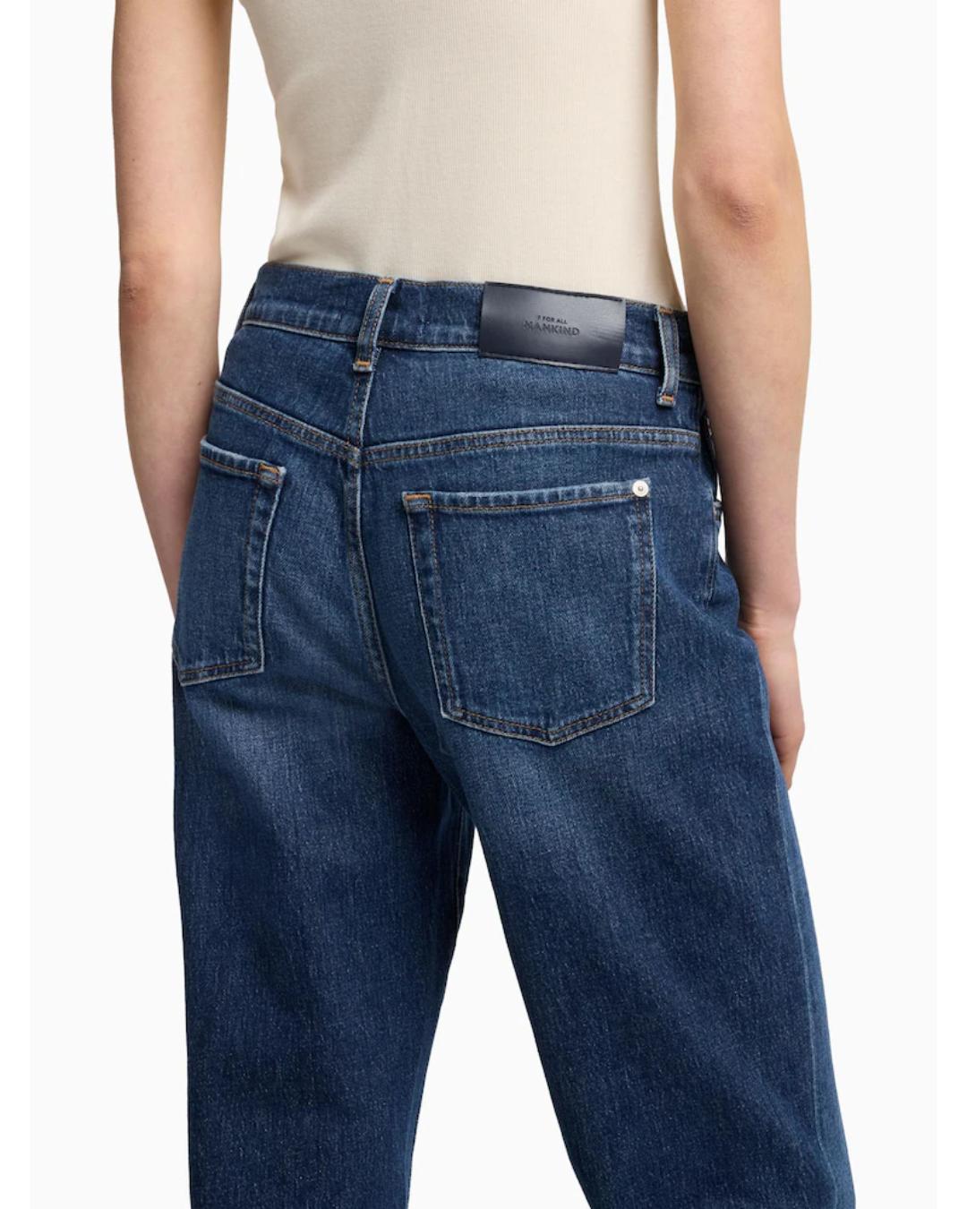 relaxed blue jean 