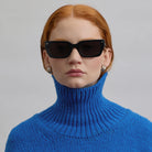 rectangular sunglasses in black