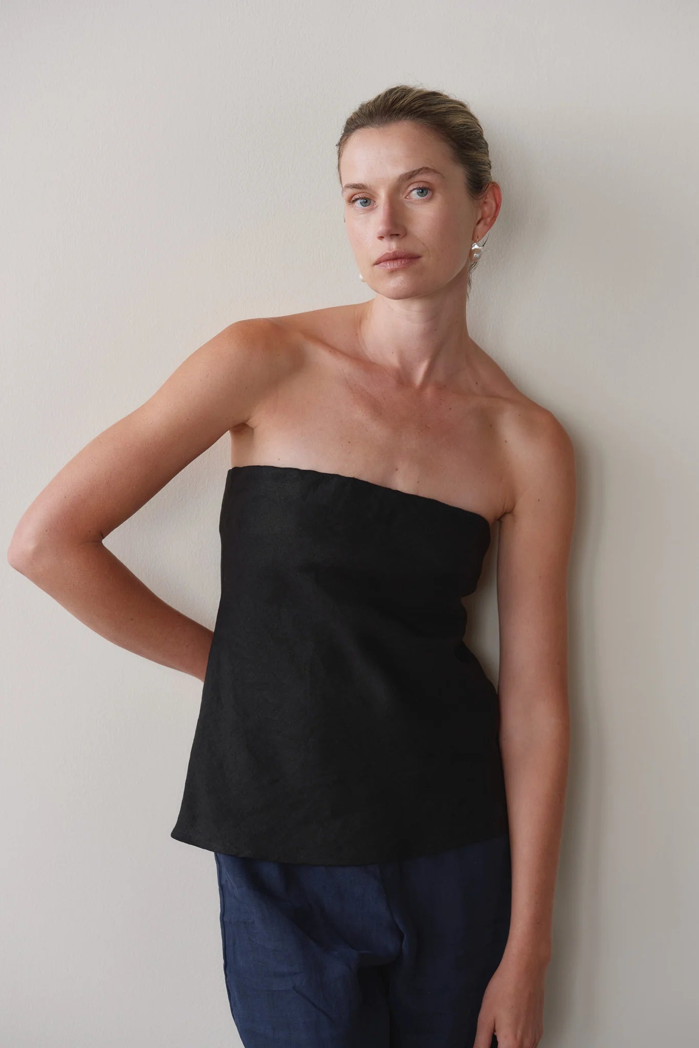 black tube top in black