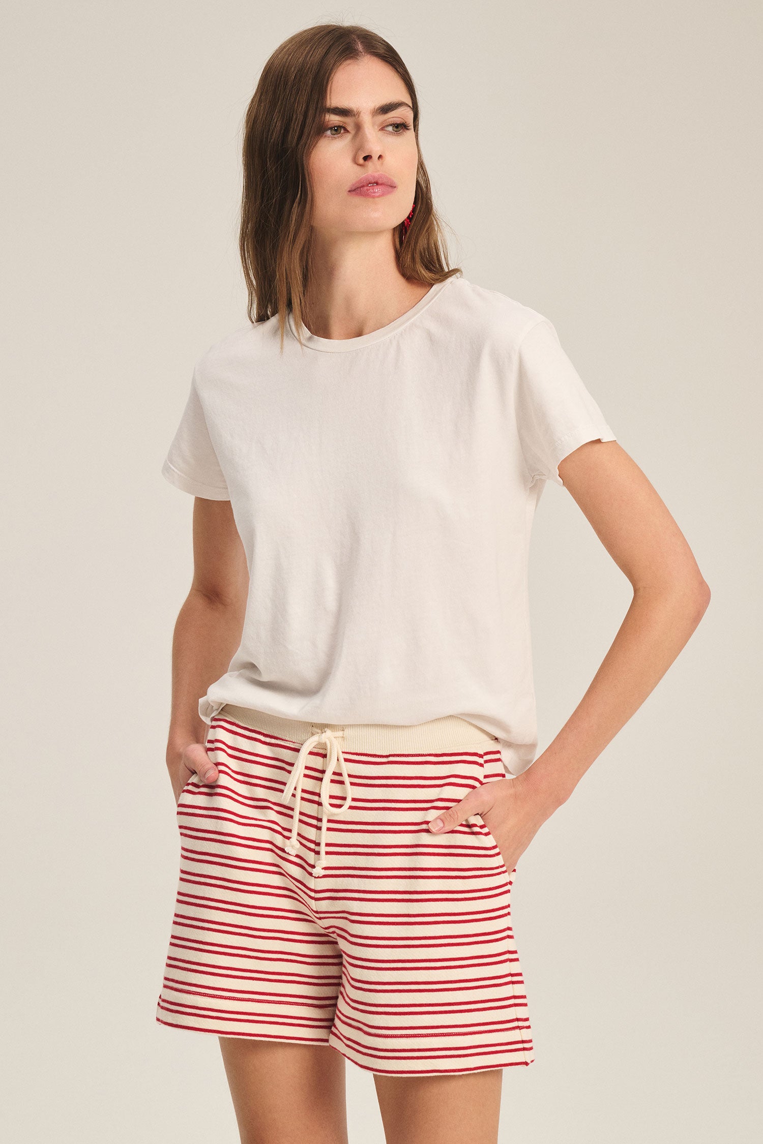 short sleeve white t-shirt