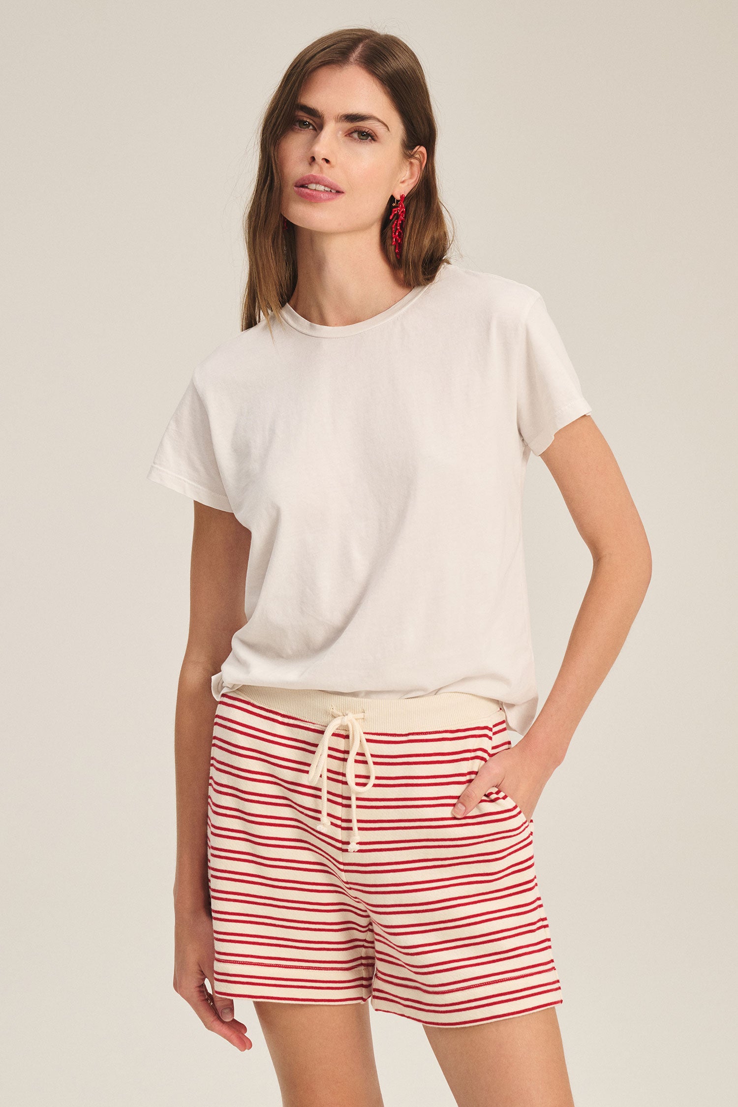 short sleeve white t-shirt