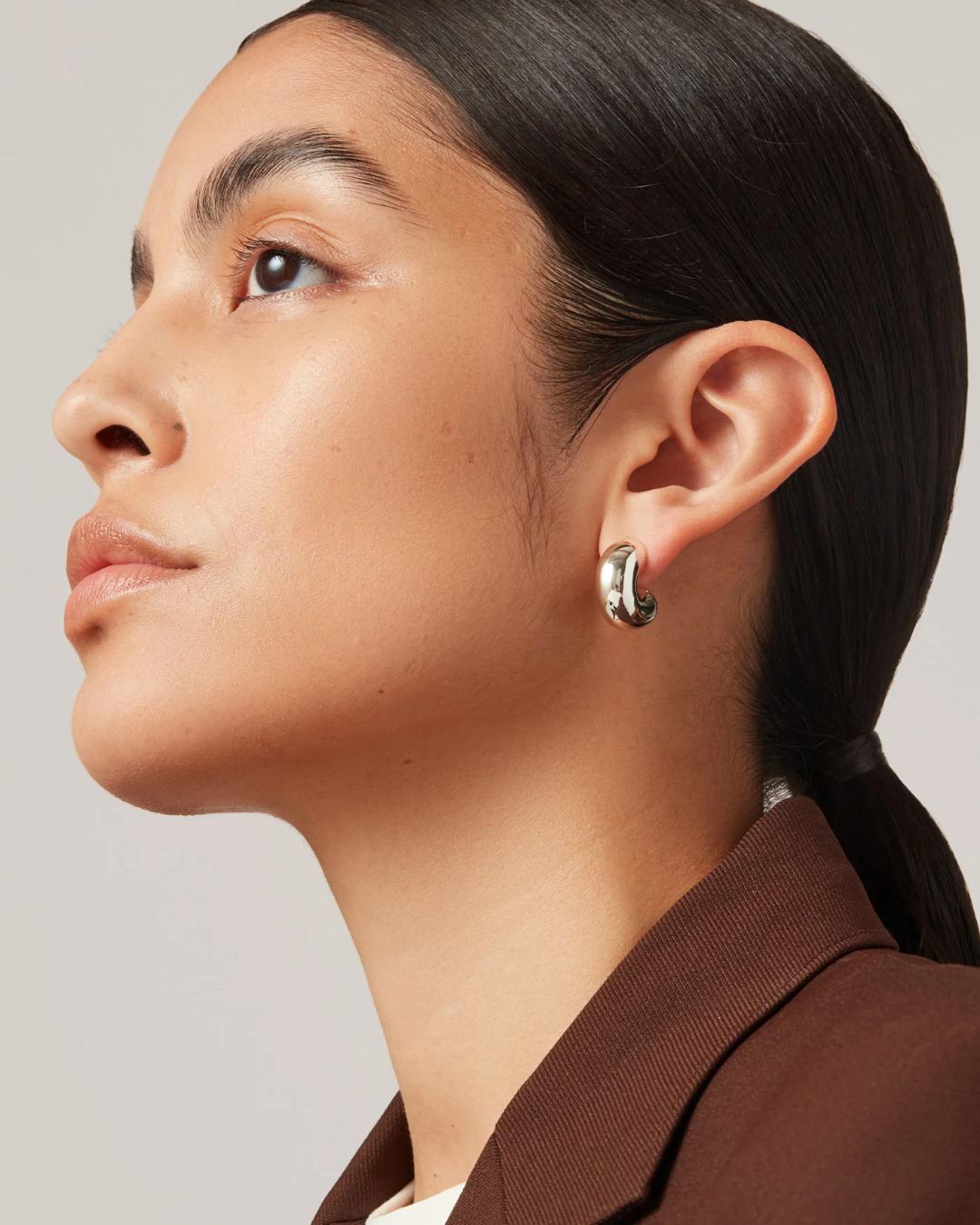 medium tube hoops in silver