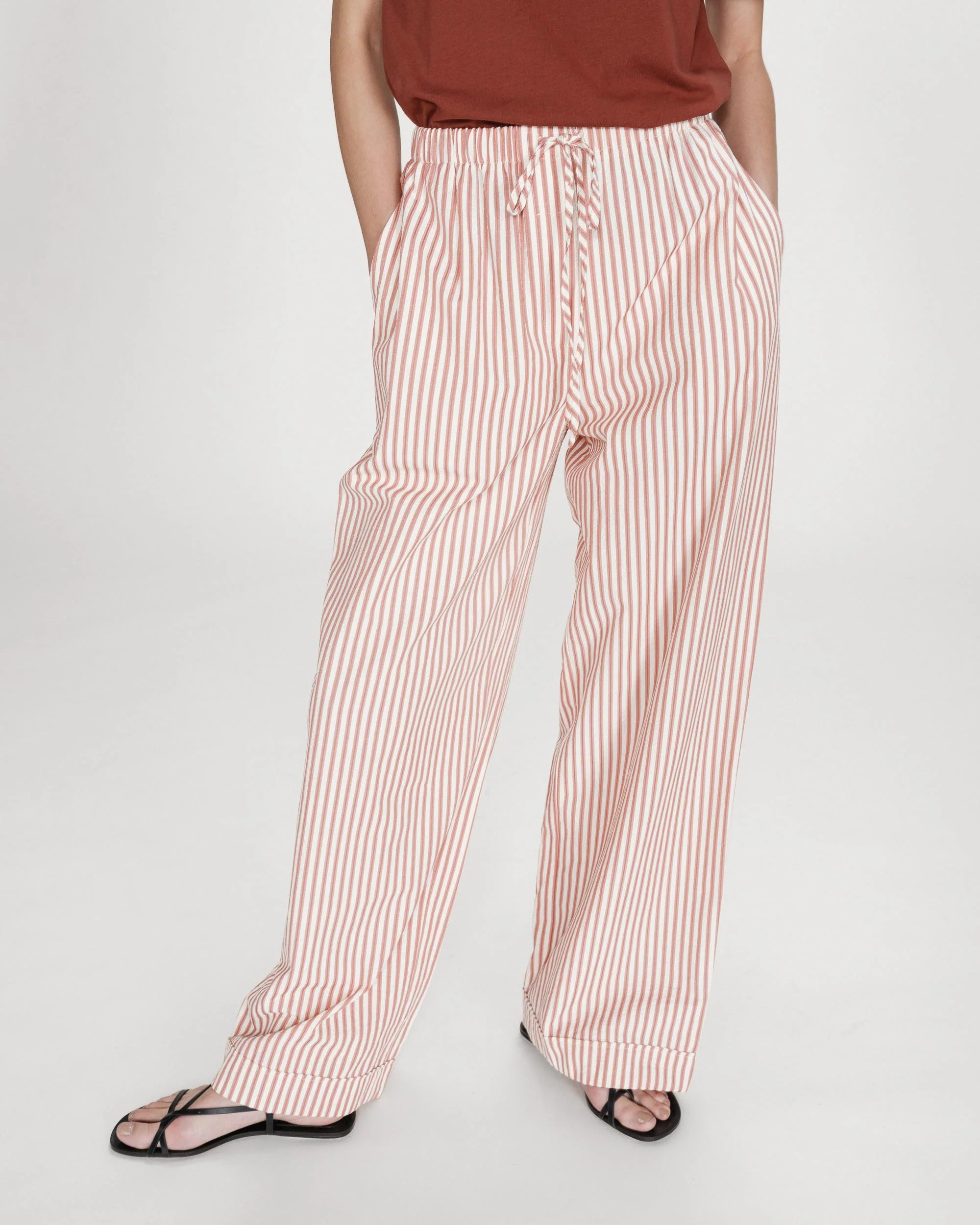 wide leg striped pant in coral