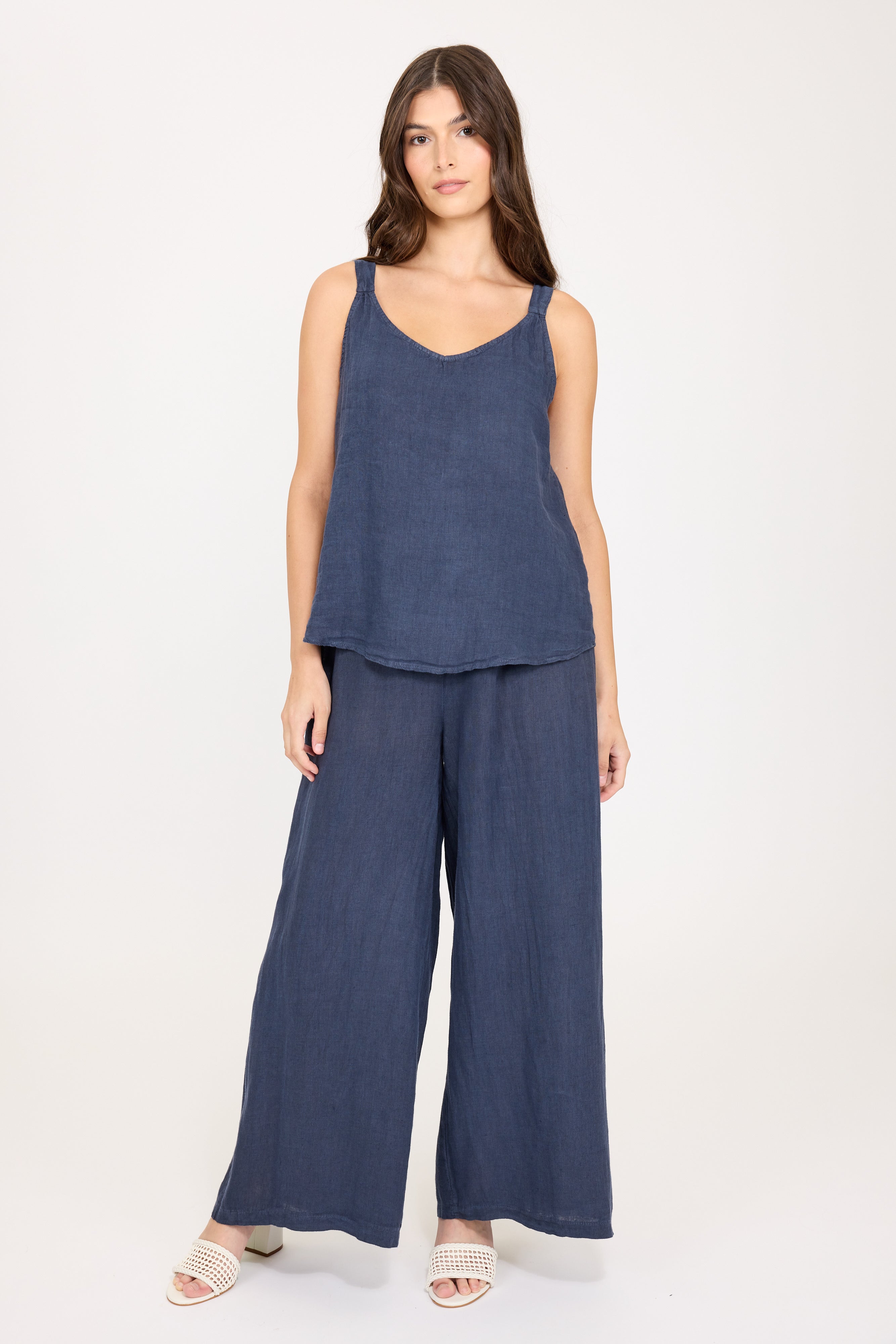 wide leg linen pant in a jean blue