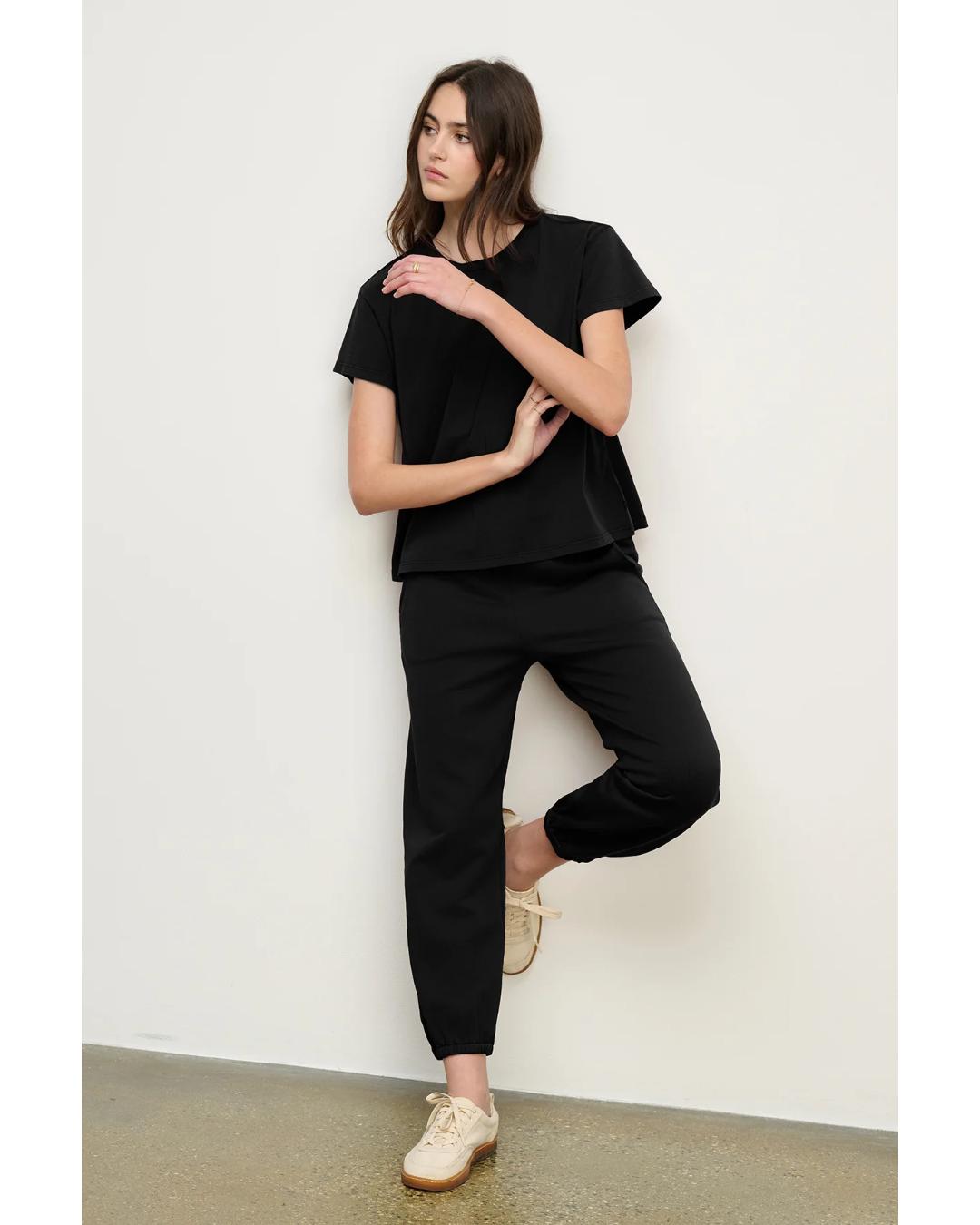 black sweatpants 