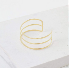 Load image into Gallery viewer, Sayla Hammered Bangle - Gold
