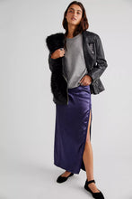 Load image into Gallery viewer, Dakota Satin Midi Skirt
